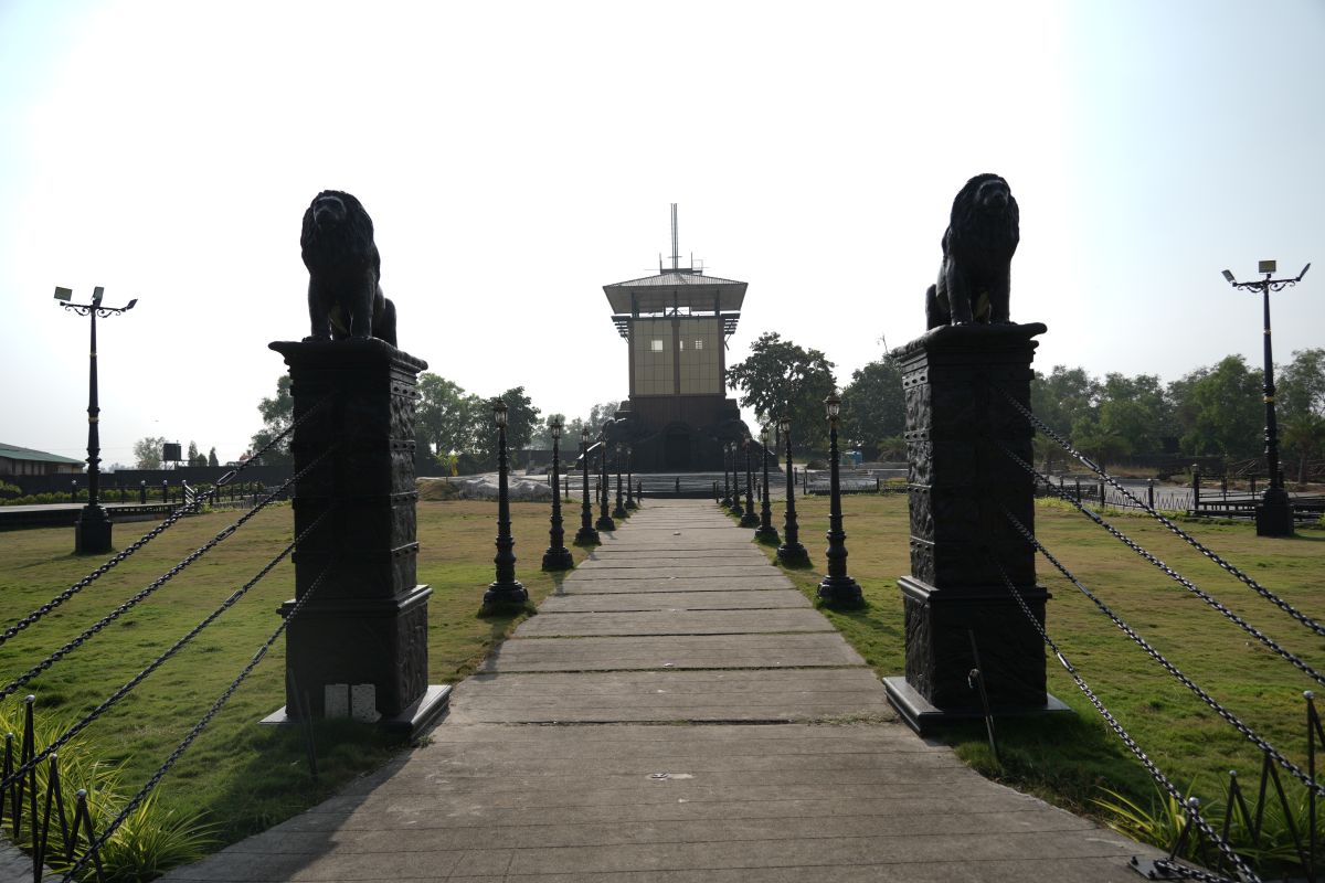 manasa-castle